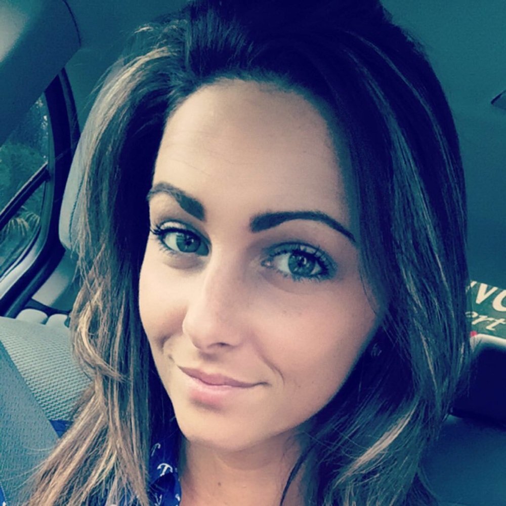 Meet your Posher, Jennifer